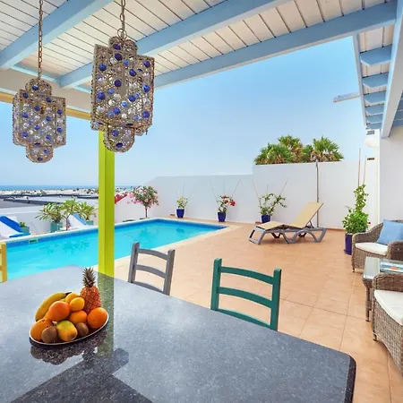 Poolvilla With Oceanview Playa Blanca