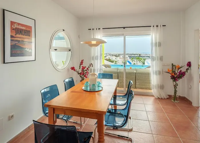 Poolvilla With Oceanview Вілла *